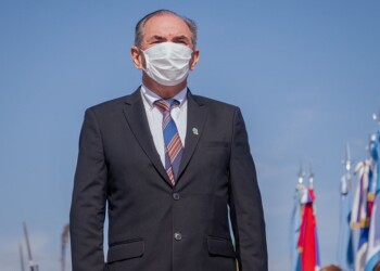 Stelatto, el único intendente argentino en la Cumbre de las Américas