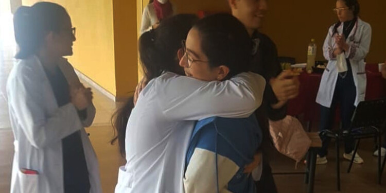 Se recibieron 10 nuevos médicos de la UCAMI