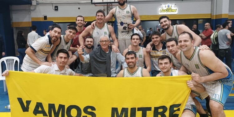 EN CASA. El Auriazul tiene ventaja de la localía y buscará hacerse fuerte en su cancha frente al duro Siglo XXI.