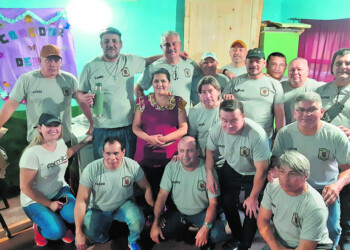 Los gladiadores de la 28 se reencontraron y fueron solidarios con niños de Ituzaingó