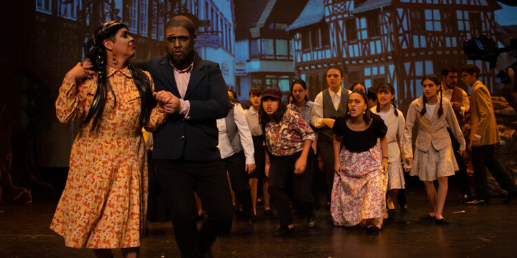 A ESCENA. Hoy y mañana, a las 17 horas, los artistas del Parque del Conocimiento y el Coro de la UNaM, presentan Frankenstein.