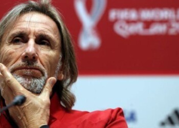 Ofrecen al “Tigre” Gareca seguir al frente de la selección de Perú