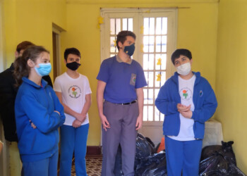 A colaborar con mantas, frazadas y abrigos para Cáritas Santa Rita