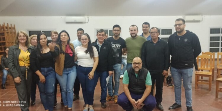 LA UNIÓN HACE LA FUERZA. La comisión directiva de la Cámara de Comercio de San Javier