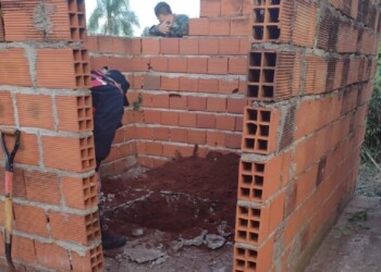 Buscan los restos de Mario en un destacamento en construcción