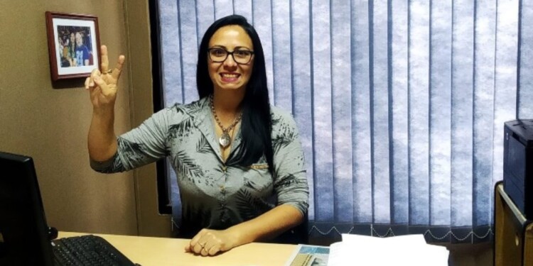 LESIONADA: La secretaria de Gobierno de Iguazú sufrió serias lesiones tras ser atropellada por motociclista/ Foto Facebook M. González