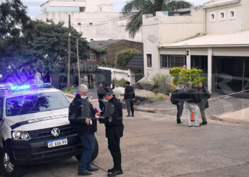 Investigan el fallecimiento de  una comunicadora en Villa Sarita