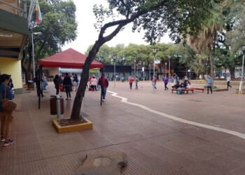 Manifestación con diversos reclamos en Eldorado