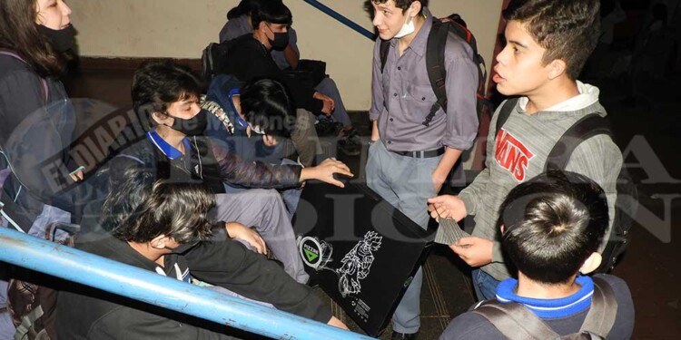 Desde hoy el uso del tapabocas en clases es una recomendación, no una obligación, pero...