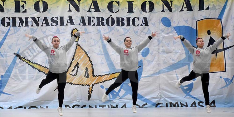 Galería: la gimnasia aeróbica, de fiesta en Posadas