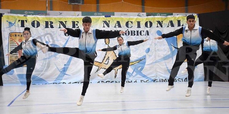 Galería: la gimnasia aeróbica, de fiesta en Posadas