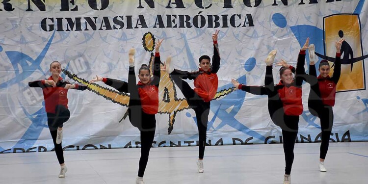 Galería: la gimnasia aeróbica, de fiesta en Posadas