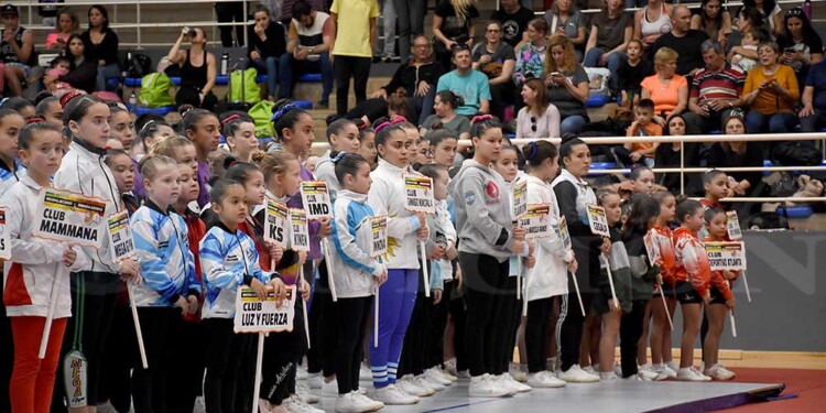 Galería: la gimnasia aeróbica, de fiesta en Posadas