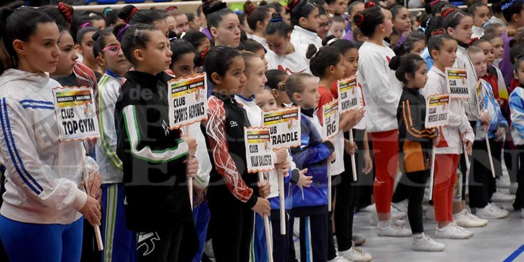 Galería: la gimnasia aeróbica, de fiesta en Posadas