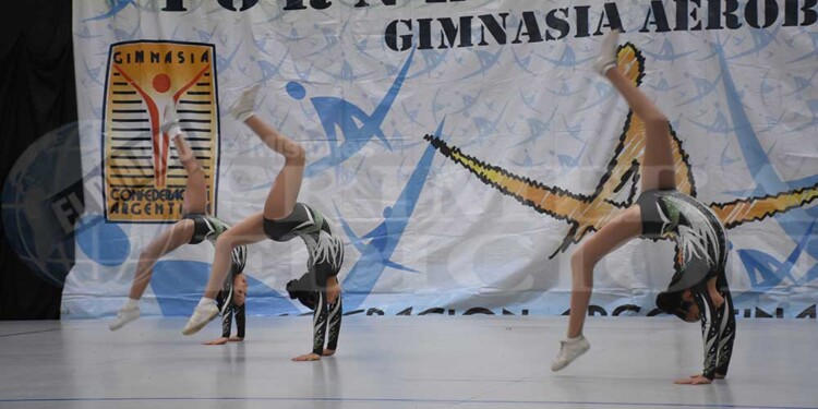 Galería: la gimnasia aeróbica, de fiesta en Posadas
