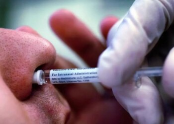 Crean vacuna intranasal que genera anticuerpos para VIH y coronavirus