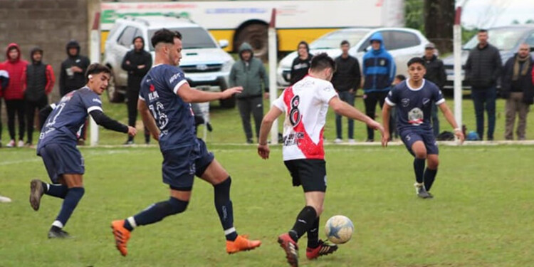SON LÍDERES. River de Villa Bonita y Santa Rita y Atlético Campo Grande.