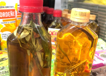 Caña con ruda: tres traguitos para espantar todos los males