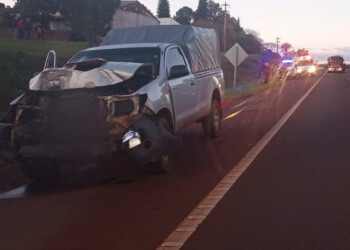 Choque frontal en Guaraní deja tres personas heridas