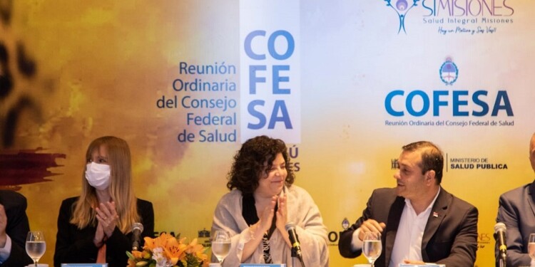 APERTURA OFICIAL. La ministra Carla Vizzotti y el gobernador Herrera Ahuad dieron inicio formal a la sesión.