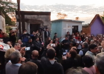 Adiós a Carlos Acuña: “Tengo el corazón destruido porque se fue mi compañero de toda la vida”