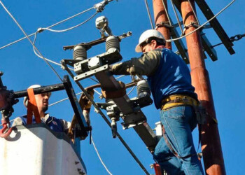 Trabajadores “eléctricos” y bancarios son los mejores pagos en Misiones
