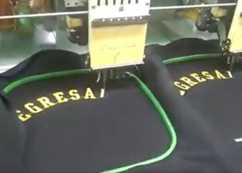 Denunciaron estafa a estudiantes con chombas y buzos de egresados