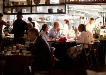 El sector hotelero y gastronómico lidera la creación de puestos de trabajo