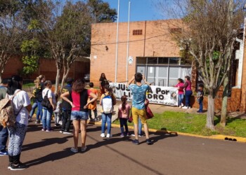Estrella amarilla y pedido de justicia por joven víctima del tránsito en Puerto Rico