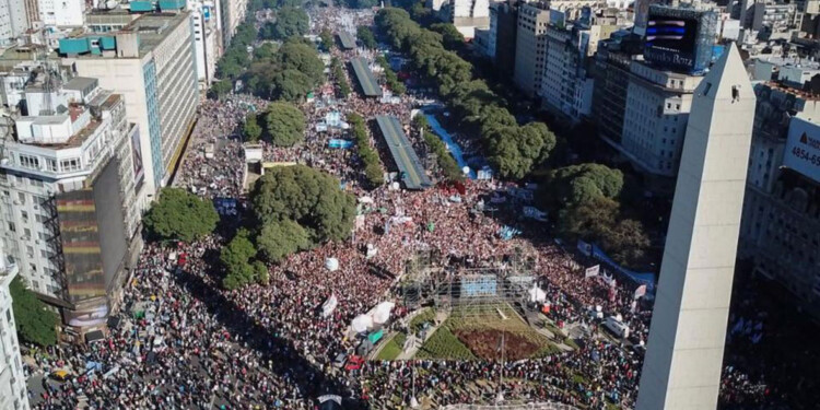 DESDE TODO EL PAÍS. Habrá delegaciones del interior y se prevé una movilización histórica por la situación.