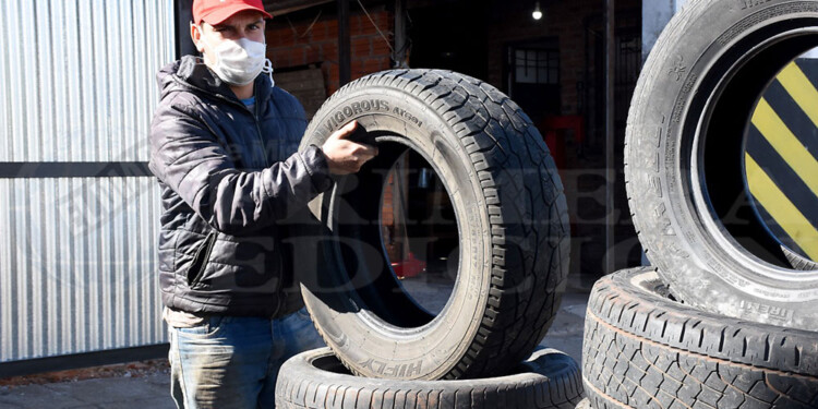 NEUMÁTICOS. Sólo 20% de la demanda se produce en el país y el 80% es importado, por eso es difícil cubrir la demanda.