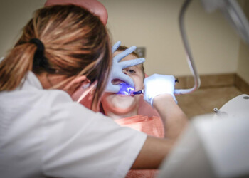 Por suba de hasta el 40% de los insumos, odontólogos advierten que se viene un aumento en los tratamientos