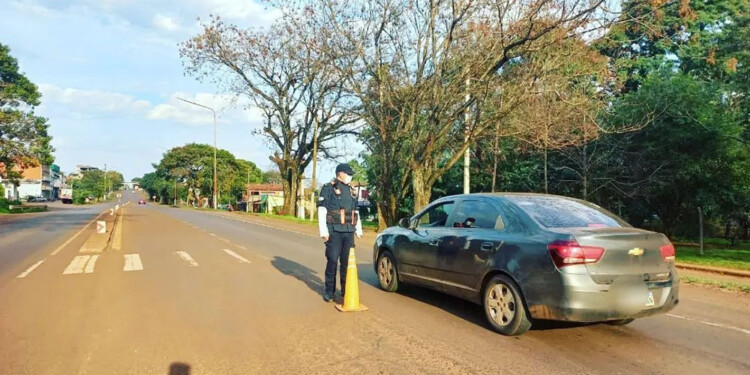 LEGISLACIÓN. Misiones está adherida a la Ley Nacional de Tránsito, sin embargo hay ordenanzas que rigen de forma particular en cada municipio.