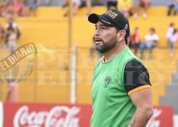 Crucero: se fue Ricardone y llega Sandro Bárbaro