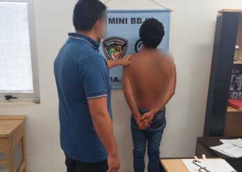 Atraparon a “Oso” cuando vestía un jean de mujer robado