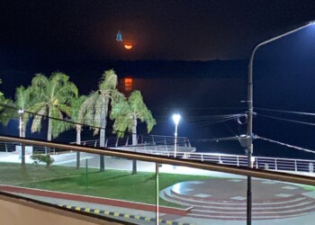 Creer o reventar: le sacó una foto a la luna y apareció la silueta de la Virgen de Itatí