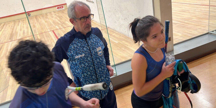 TRIUNFO Y SEMIS. Paula y Segundo, tras su victoria ante Colombia