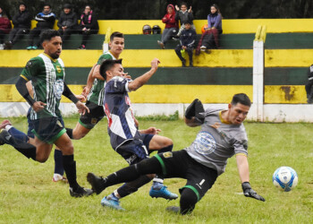 La Franja derrotó a Guacurarí y avanzó a cuartos