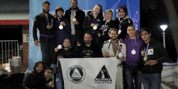 EQUIPO COMPLETO. La delegación misionera sumó varias medallas.