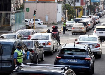 Advierten que cada vez son más los autos con patente extranjera que no pagan SEM en Posadas