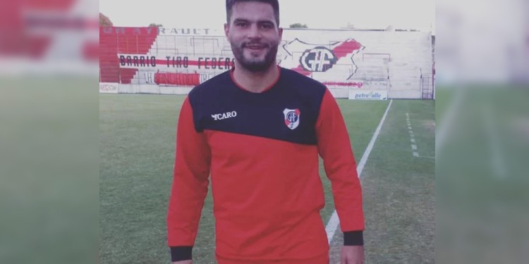 NUEVO DESAFÍO. Bachke entrena en Villa Sarita con La Franja.