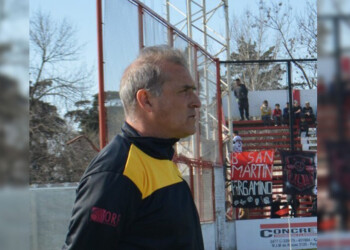 Tras la polémica, habló el DT de Crucero: “Me sentí despojado”