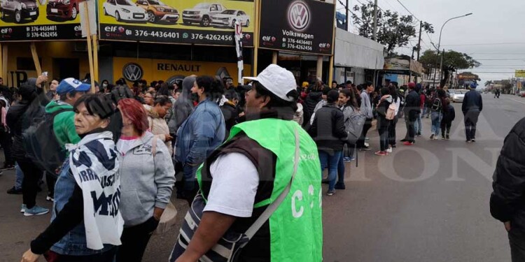 Organizaciones sociales marcharon este domingo en toda la provincia