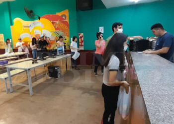 UNaM: Gran demanda en becas, albergues y el comedor universitario