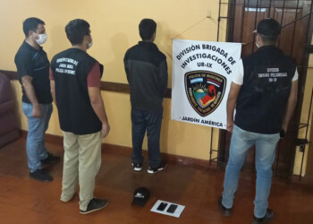 Atrapan a un sospechoso de asaltar en un supermercado de Capioví