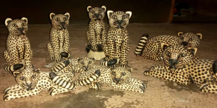 ARTE LOCAL. César Duarte y María acosta participarán en la Feria Nacional.