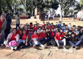 Alumnos celebraron el regreso de los Juegos Sanmartinianos en Oberá