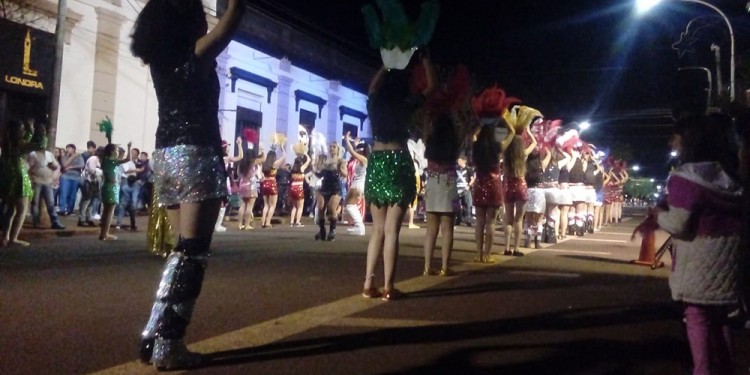 EN LA RECTA FINAL. Los estudiantes apostoleños se preparan para vivir con toda la alegría el “Mes de la Juventud”.