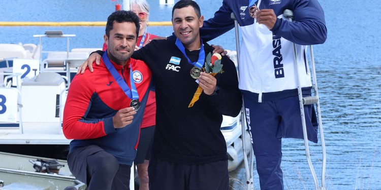 ORGULLO. Ariel se hizo gigante en el Panamericano de paracanotaje.