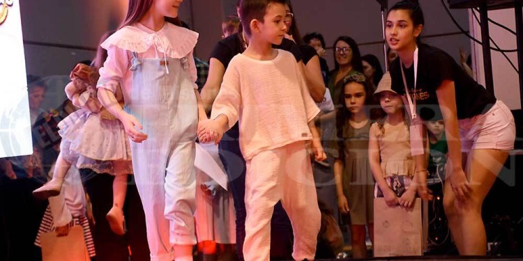 Galería de fotos: así fue la “Pasarela Kids” de la Ruta del Diseño Misionero